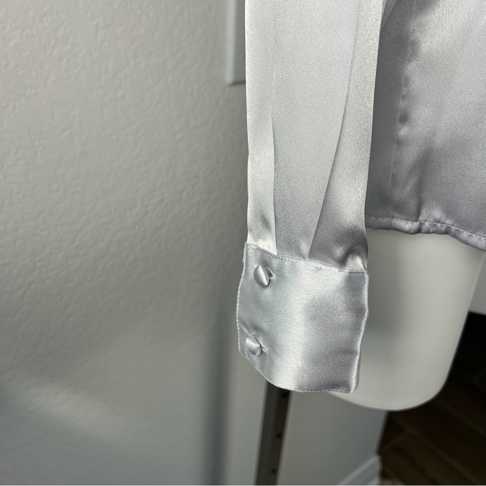 Vintage Amanda Smith Silver Satin Blouse - Picture 3 of 9